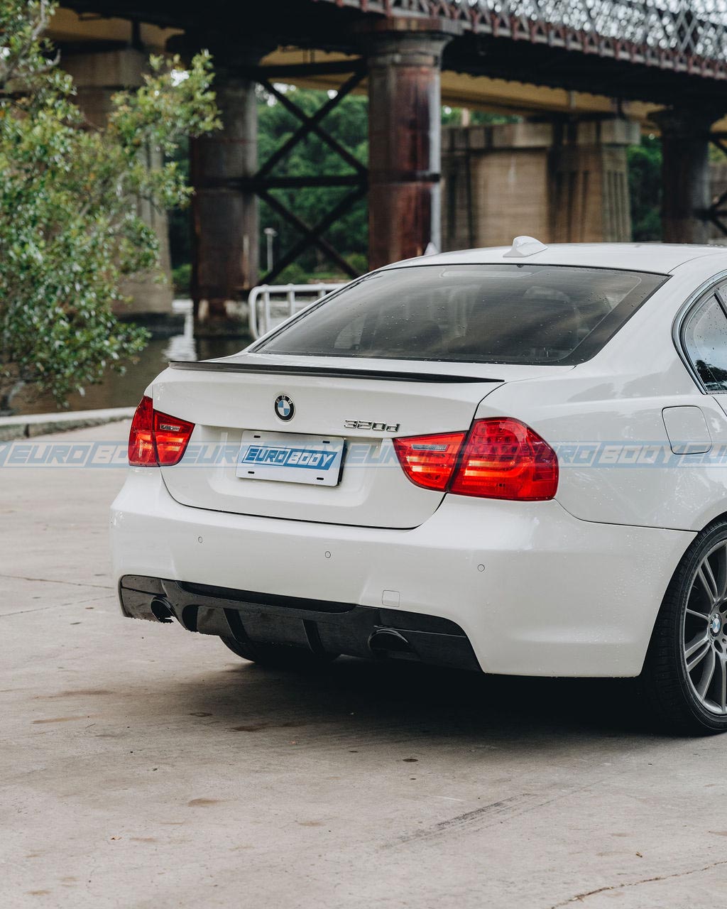 M3 Style Lip Spoiler (Gloss Black) for 05-11 BMW 3 Series E90/E92/E93