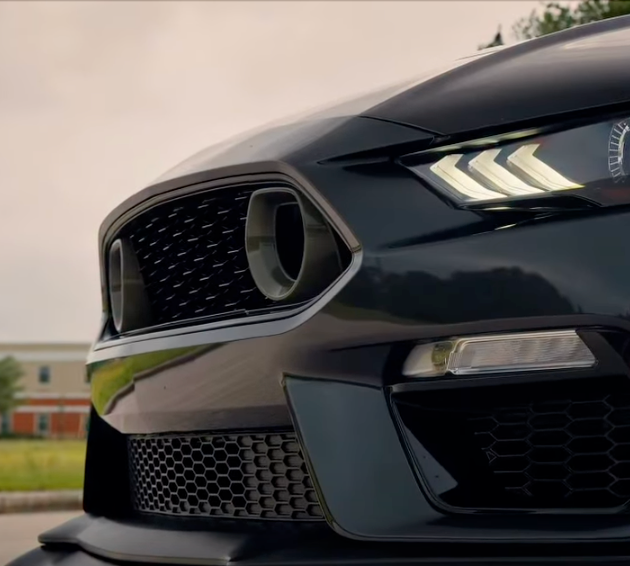 GTV-Style Front Grill w LED for 24+ Ford Mustang FO S650