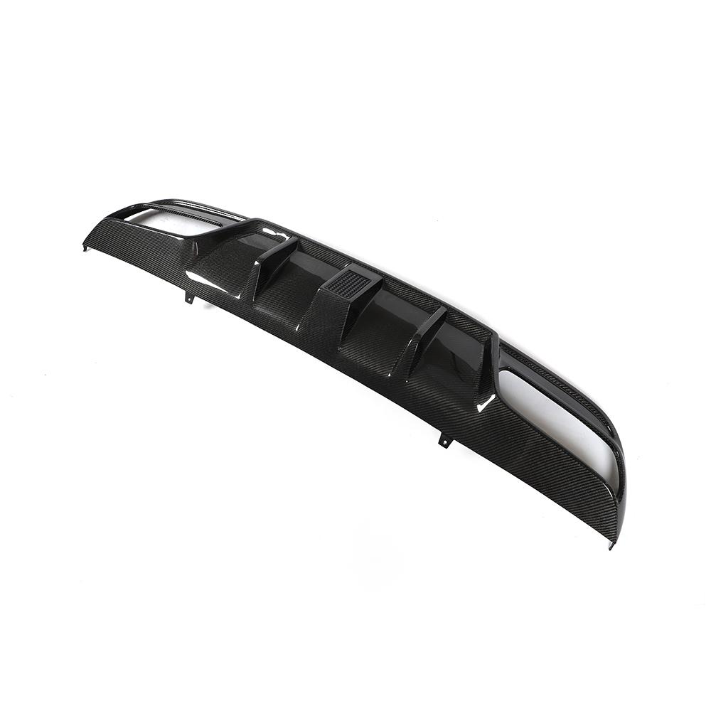 AMG Style Rear Diffuser with LED (Carbon Fibre) for 15-18 Mercedes-Benz C-Class/C63S (AMG-Line/AMG) W205