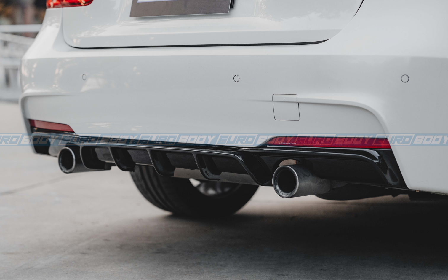 M-Performance Style Rear Diffuser for 12-18 BMW 3 Series F30 (M-Sport)