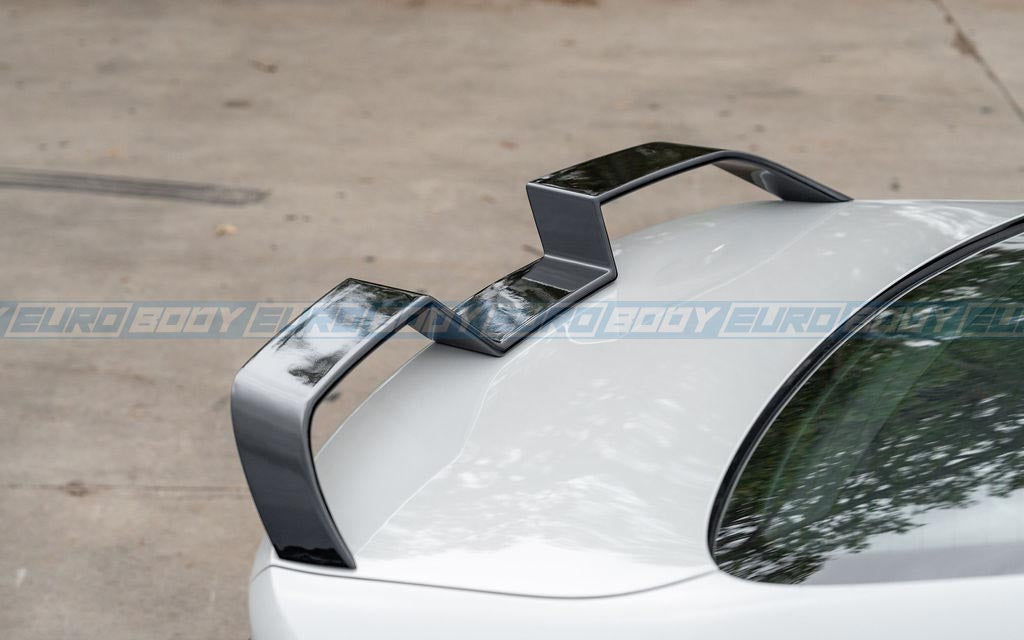 V Style Lip Spoiler (Gloss Black) for 19+ BMW 3 Series/4 Series G20/G22