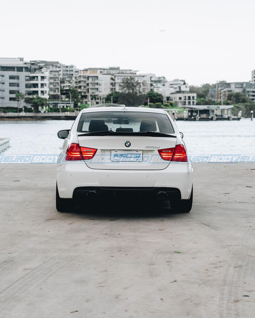 M4 Style Lip Spoiler (Gloss Black) for 05-11 BMW 3 Series E90