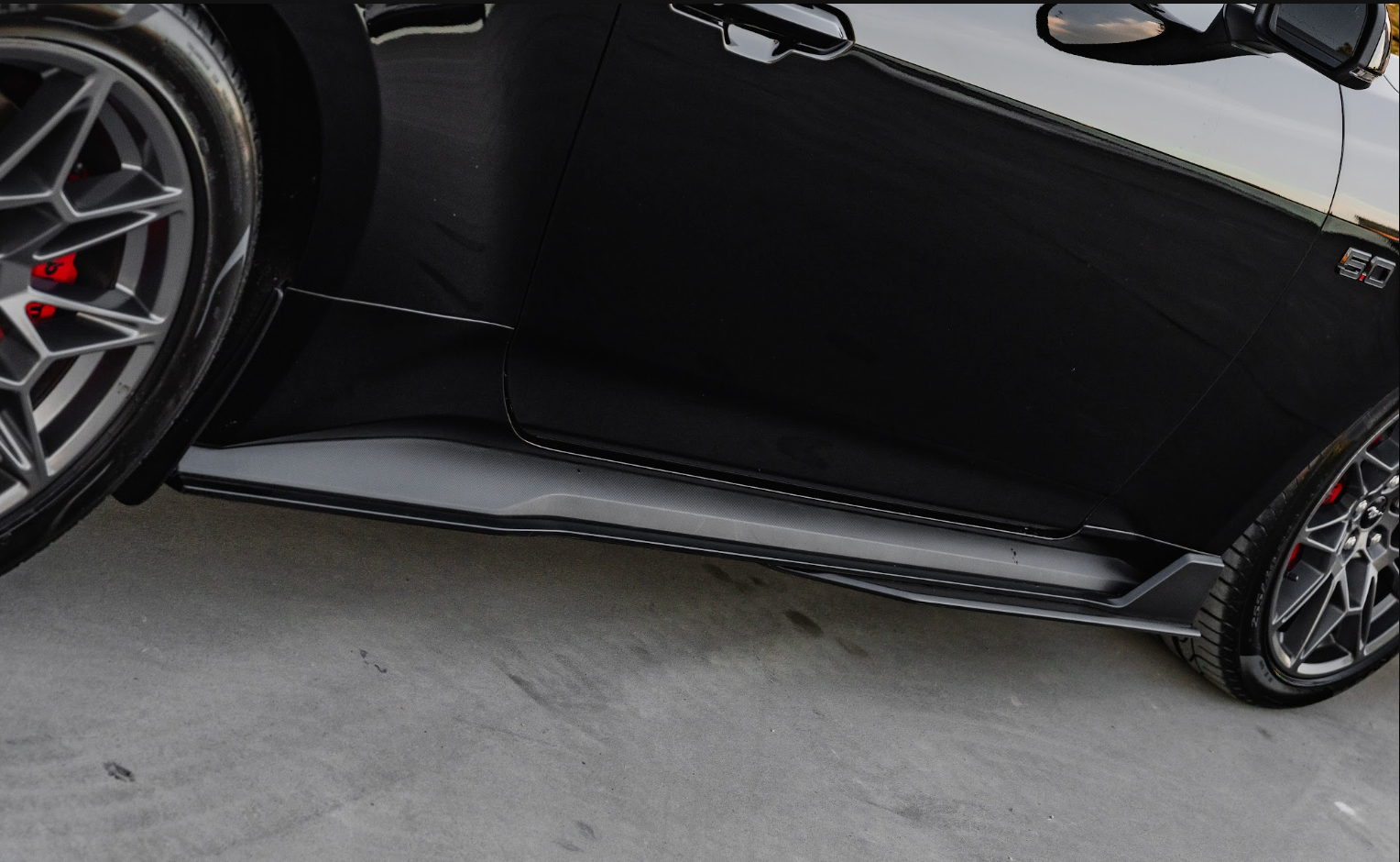 GT500 Style Side Skirts for 24+ Ford Mustang FO S650