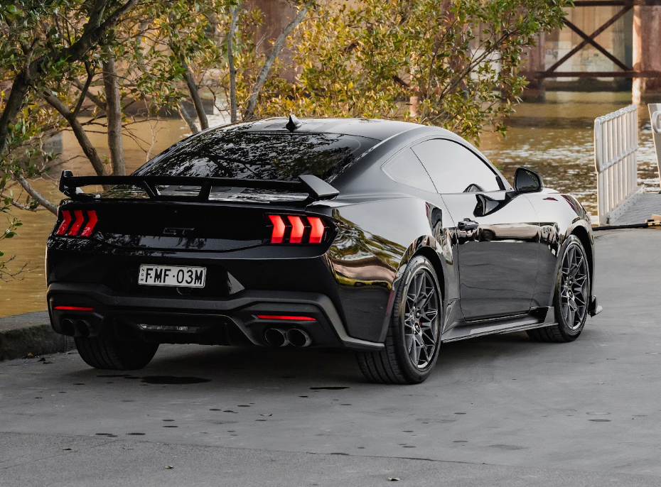 GT500 Style Side Skirts for 24+ Ford Mustang FO S650