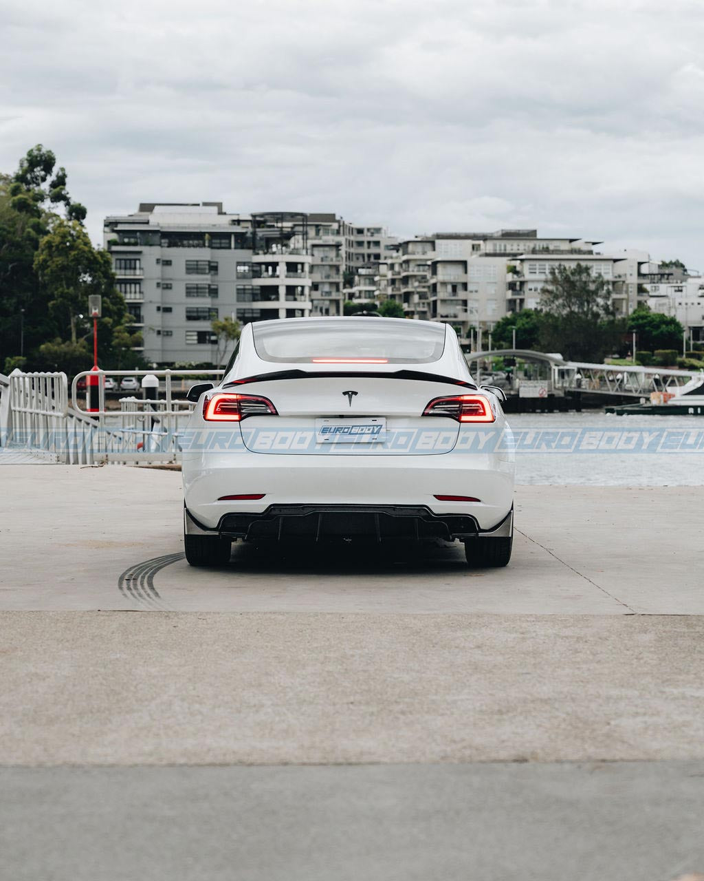 Aero Style Rear Diffuser (Gloss Black) for 19-23 Tesla Model 3